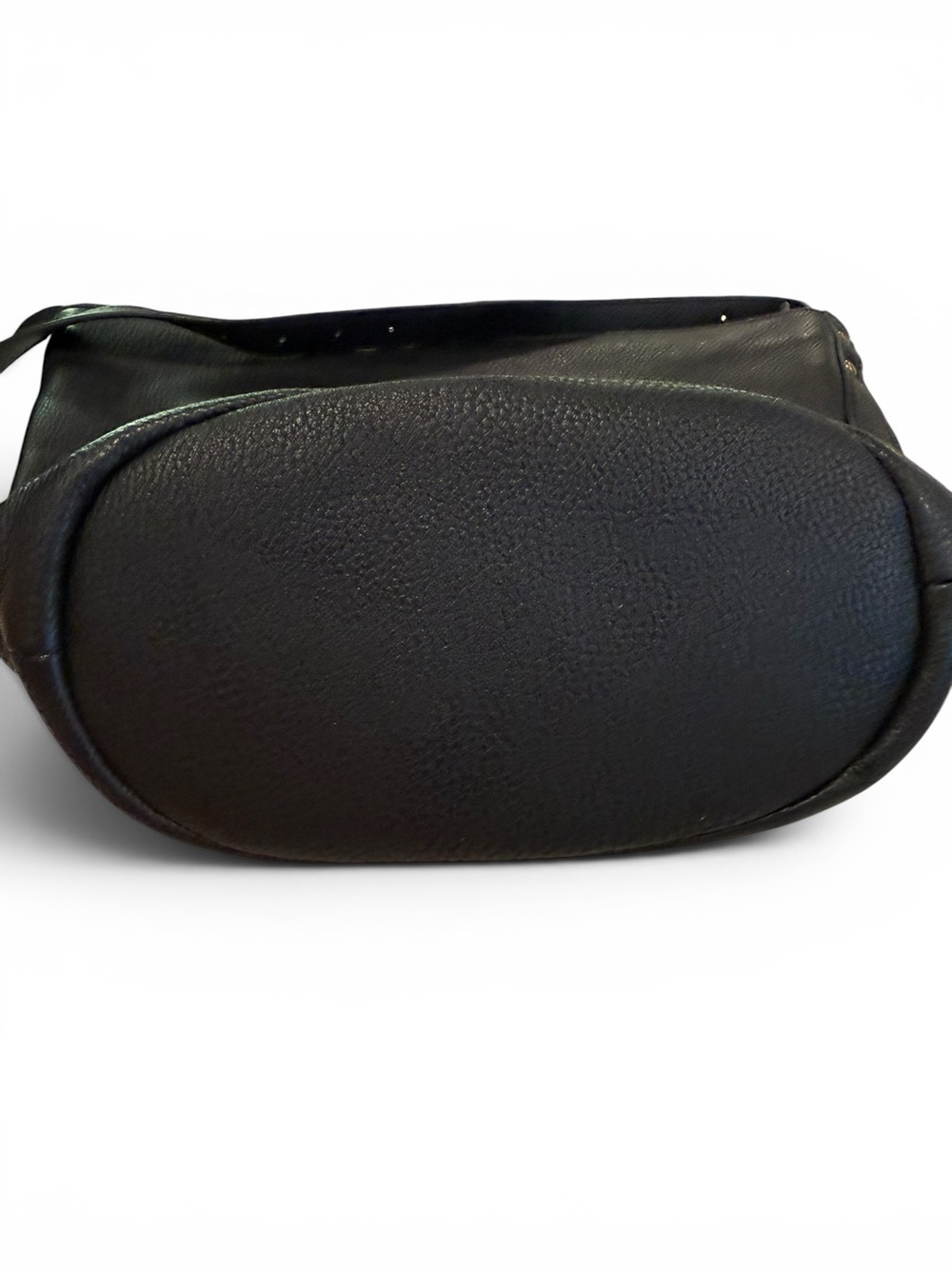 Elliott Lucca Beautiful Black Pebbled Leather Bucket Crossbody Bag - Picture 8 of 12